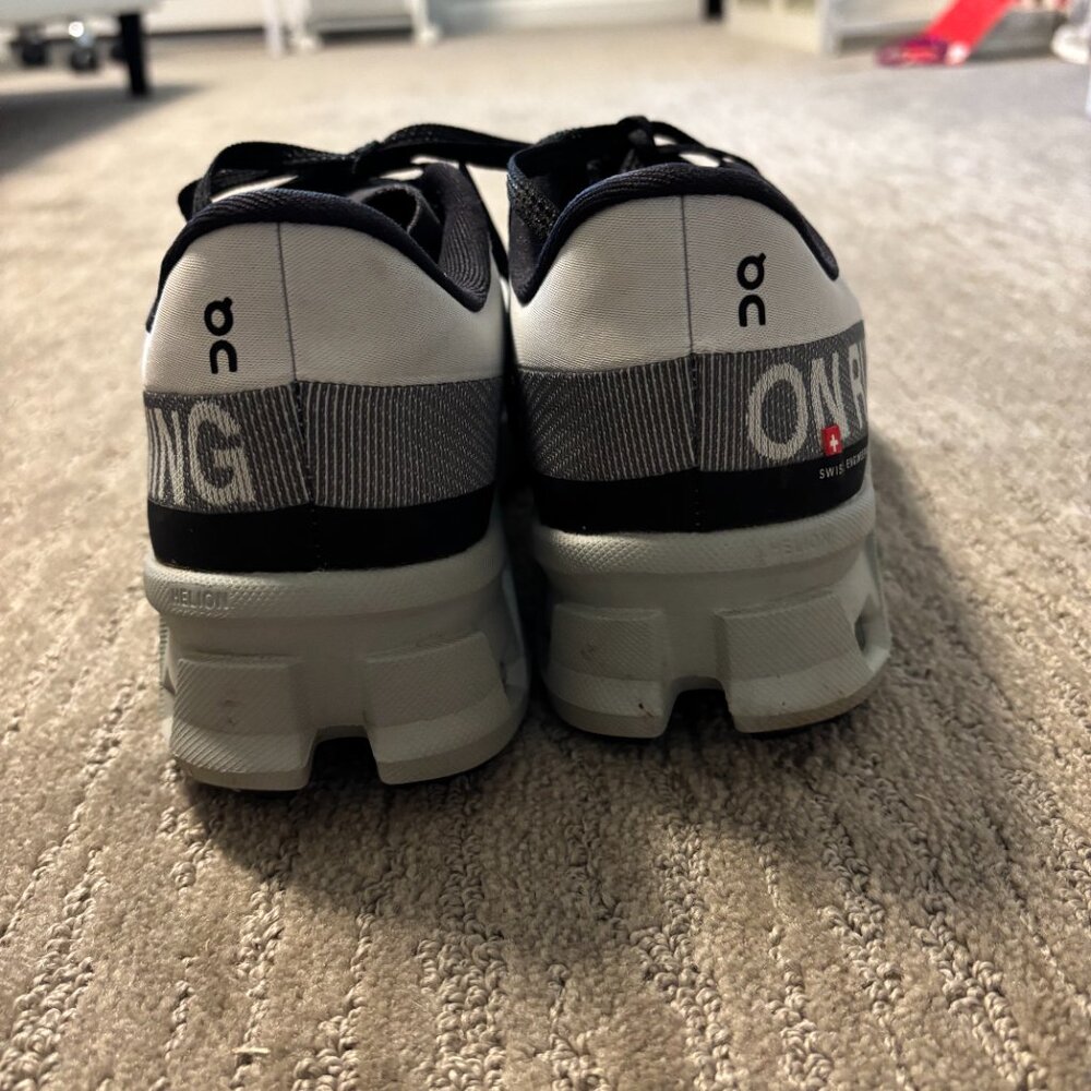 On Cloud Cloudmonster Hyper - image 2